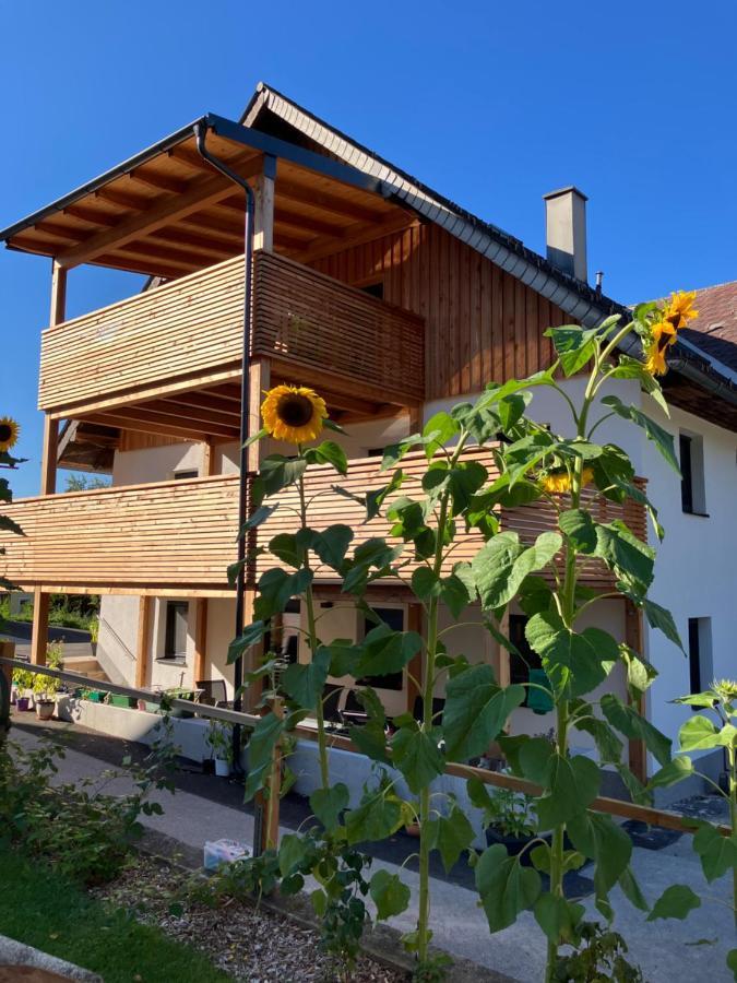Biohof Auinger, Der Tiererlebnishof Aurach am Hongar Exterior foto